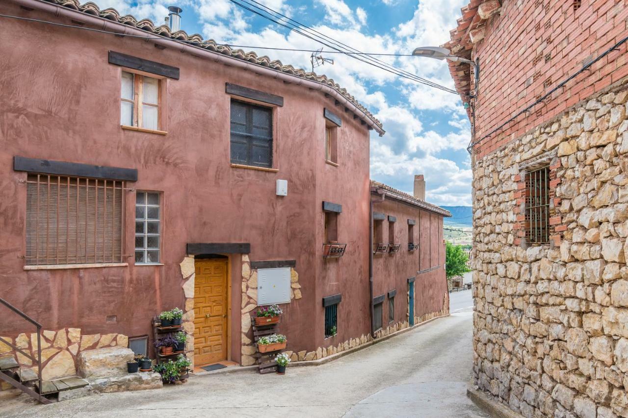 בית הארחה Gea de Albarracín 	Casa Josefina מראה חיצוני תמונה